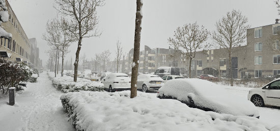 Street in Zutphen, covered in snow