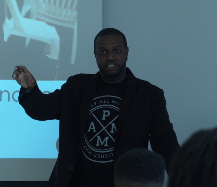 GET MY WEEKLY LESSONS ON  GROWTH, LEADERSHIP, & COMMUNICATION.