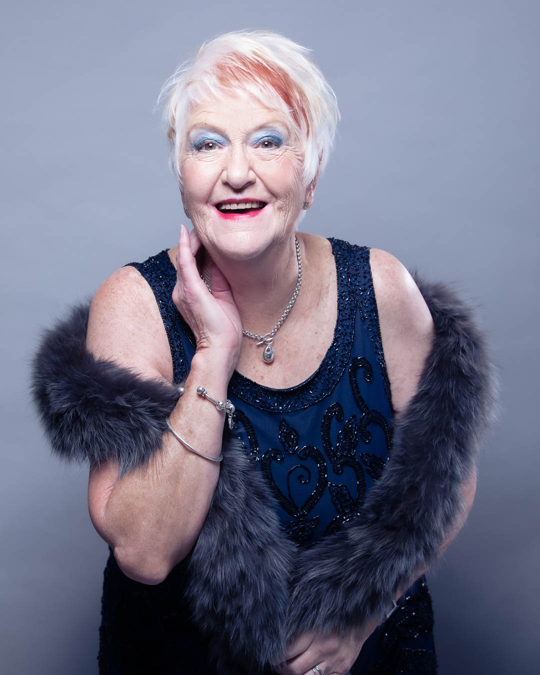 Get out best offers, tips and news for portrait lovers!