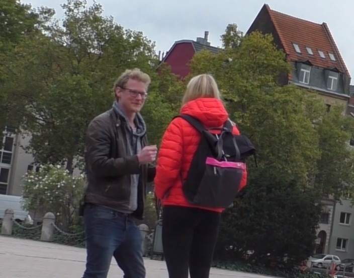 Kostenloser Flirt-Crashkurs für Männer – Lerne, Frauen im Alltag kennenzulernen