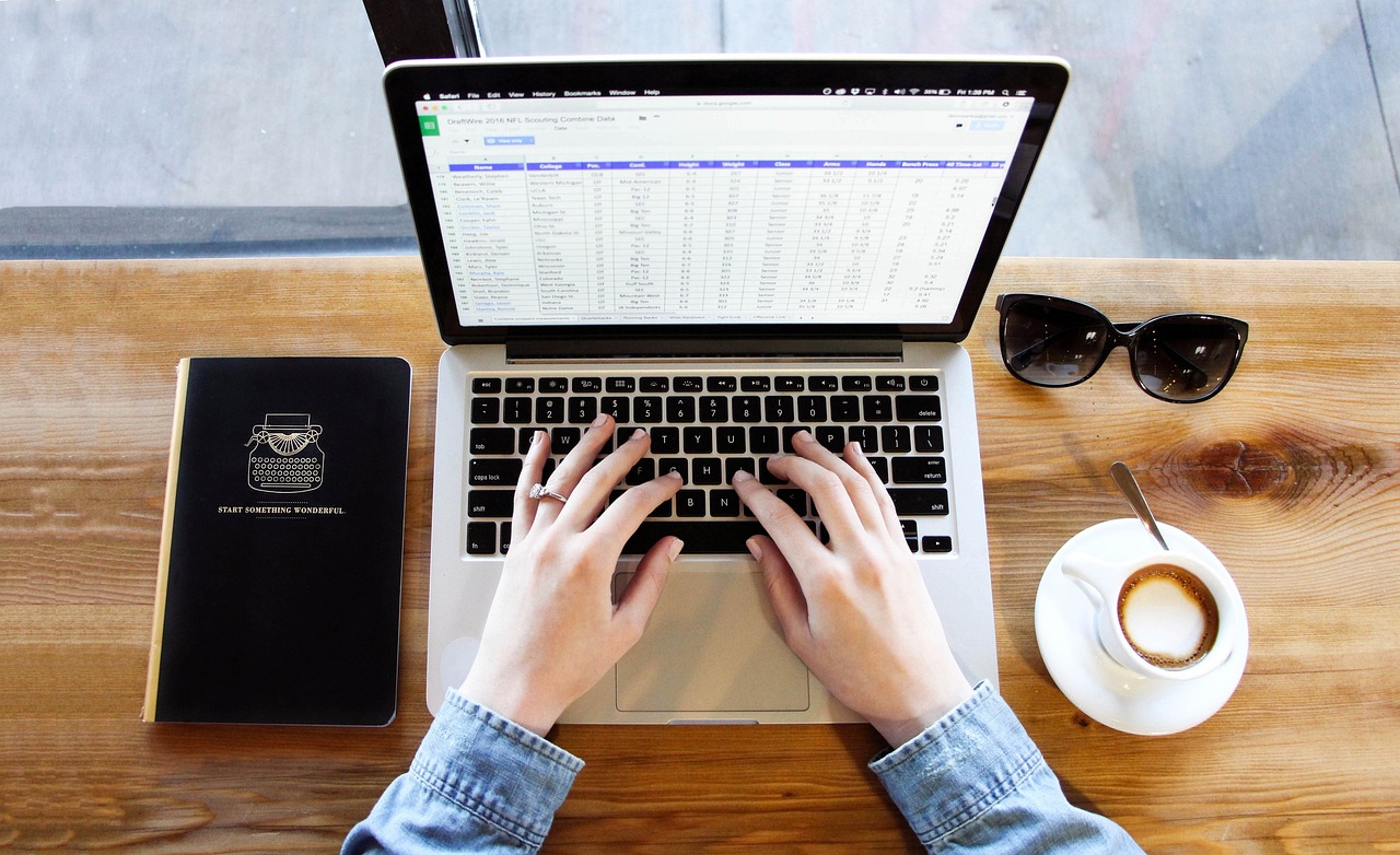 Calling Top Level Executive Assistants 100% Remote
