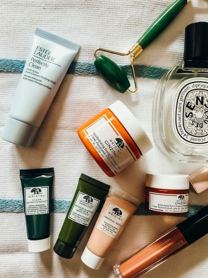 Get EXCLUSIVE skincare tips sent to your inbox.